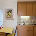 Benussi *