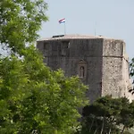 Benussi * דוברובניק