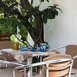 Benussi דוברובניק